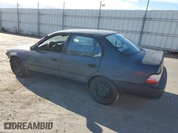 ✅ 1996 Toyota Corolla DX • VIN: 1NXBB02E6TZ363505 • Lot: 72077025. Wystawiony na Copart z przebiegiem 236 432 mil. Bezpłatny archiwum sprzedaży aukcyjnych z USA i szczegółowy raport historii pojazdu na DreamBid. Zdjęcie 2.