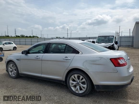 ✅ 2012 Ford Taurus SEL • VIN: 1FAHP2HW7CG124187 • Lot: 60843585. Listed on Copart with 175,869 mi. Free auction sales archive from the USA and detailed vehicle history report at DreamBid. Image 2.