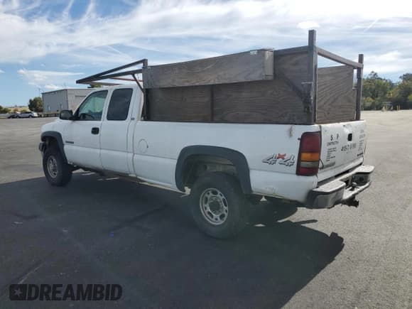 ✅ 2002 Chevrolet Silverado 2500HD • VIN: 1GCHK29U22E132147 • Lot: 91255045. Wystawiony na Copart z przebiegiem Nie podano. Bezpłatny archiwum sprzedaży aukcyjnych z USA i szczegółowy raport historii pojazdu na DreamBid. Zdjęcie 2.
