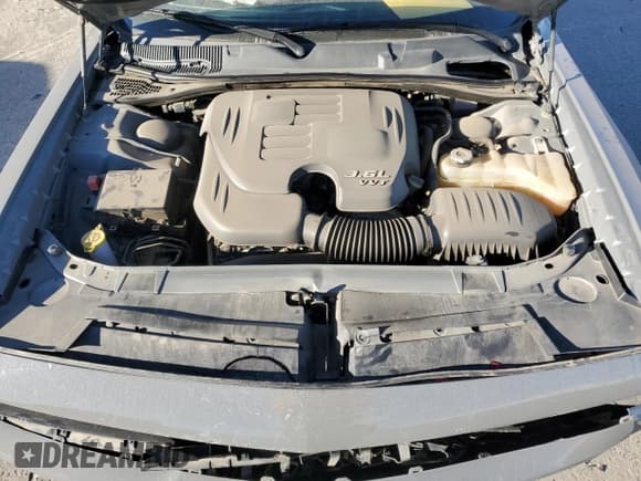 ✅ 2019 Dodge Challenger SXT • VIN: 2C3CDZAG4KH596184 • Lot: 45104194. Wystawiony na Copart z przebiegiem 36 425 mil. Bezpłatny archiwum sprzedaży aukcyjnych z USA i szczegółowy raport historii pojazdu na DreamBid. Zdjęcie 11.