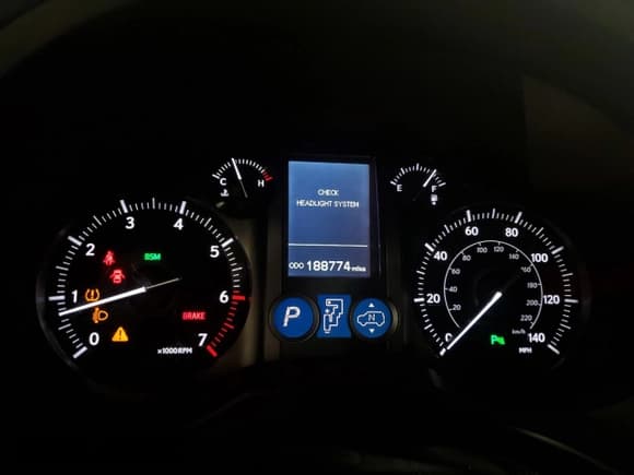 ✅ 2015 Lexus GX 460 Luxury • VIN: JTJJM7FX3F5119787 • Lot: 68299905. Wystawiony na Copart z przebiegiem 188 774 mil. Bezpłatny archiwum sprzedaży aukcyjnych z USA i szczegółowy raport historii pojazdu na DreamBid. Zdjęcie 9.