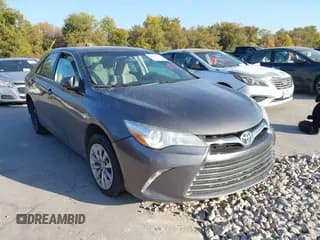 ✅ 2017 Toyota Camry XLE • VIN: 4T1BF1FKXHU312624 • Lot: 43695568. Listed on IAAI with 137,627 mi. Free auction sales archive from the USA and detailed vehicle history report at DreamBid. Image 1.