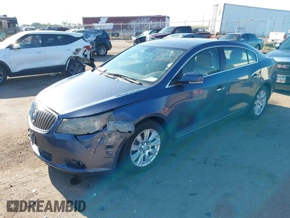 ✅ 2013 Buick LaCrosse Leather • VIN: 1G4GC5ER5DF256255 • Lot: 42673660. Listed on IAAI with 190,065 mi. Free auction sales archive from the USA and detailed vehicle history report at DreamBid. Image 2.