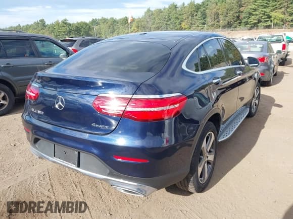 ✅ 2018 Mercedes-Benz GLC 300 • VIN: WDC0J4KBXJF408629 • Lot: 43228907. Wystawiony na IAAI z przebiegiem 66 124 mil. Bezpłatny archiwum sprzedaży aukcyjnych z USA i szczegółowy raport historii pojazdu na DreamBid. Zdjęcie 4.