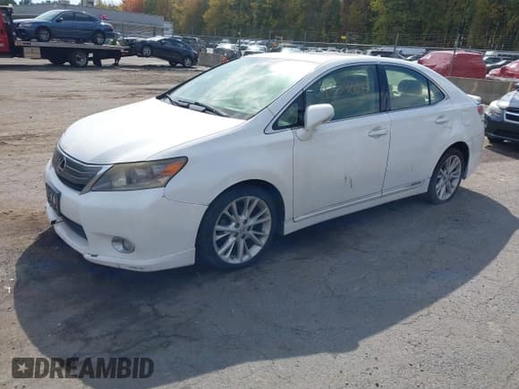 ✅ 2010 Lexus HS 250h Premium • VIN: JTHBB1BA1A2014492 • Lot: 43390649. Listed on IAAI with 249,080 mi. Free auction sales archive from the USA and detailed vehicle history report at DreamBid. Image 19.