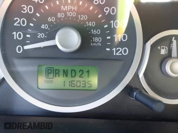 2006 Mercury Mariner Luxury с VIN 4M2YU56156DJ00787, выставлен на аукционе IAAI как лот 42845606 с пробегом 116 035 миль миль и . История ставок и продаж доступна на DreamBid. Изображение 7.