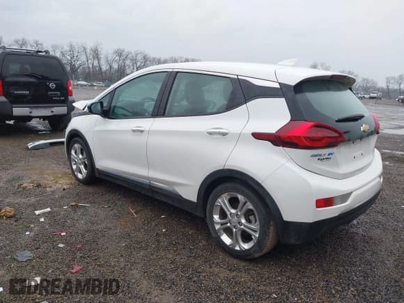 ✅ 2018 Chevrolet Bolt EV LT • VIN: 1G1FW6S00J4138293 • Lot: 41996487. Wystawiony na IAAI z przebiegiem 72 423 mil. Bezpłatny archiwum sprzedaży aukcyjnych z USA i szczegółowy raport historii pojazdu na DreamBid. Zdjęcie 3.
