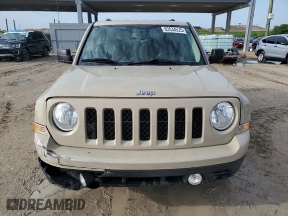 ✅ 2017 Jeep Patriot 75th Anniversary • VIN: 1C4NJPBB0HD158563 • Лот: 63634525. Опубликован ранее на Copart с пробегом 87 234 миль. Бесплатный доступ к архиву аукционных продаж из США и подробный отчёт об истории автомобиля на DreamBid. Изображение 5.