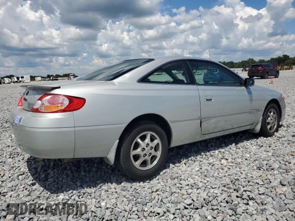 ✅ 2002 Toyota Solara SE • VIN: 2T1CE22P52C014652 • Lot: 69499195. Listed on Copart with 107,989 mi. Free auction sales archive from the USA and detailed vehicle history report at DreamBid. Image 3.