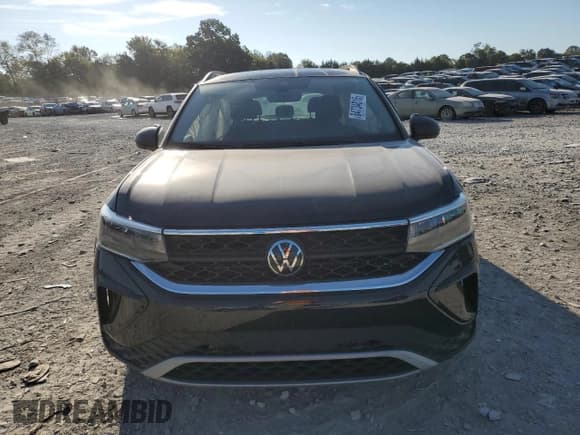 ✅ 2024 Volkswagen Taos S • VIN: 3VV8X7B20RM061690 • Lot: 84734815. Listed on Copart with 17,180 mi. Free auction sales archive from the USA and detailed vehicle history report at DreamBid. Image 5.