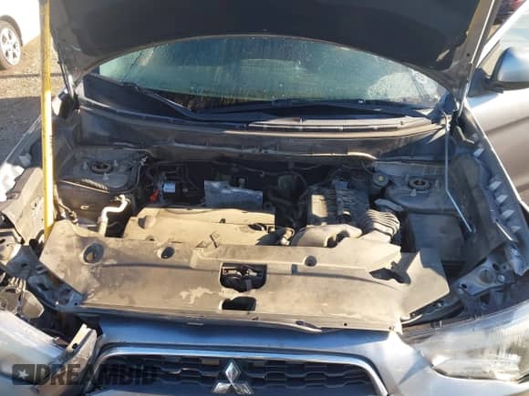 2013 Mitsubishi Outlander ES z VIN 4A4AR3AU3DE017955, wystawiony jako IAAI lot #43422506 z przebiegiem 153 214 mil mil oraz . Historia ofert i sprzedaży dostępna na DreamBid. Obrazek 10.