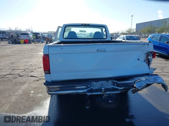 ✅ 1997 Ford F-250 • VIN: 3FTHF25GXVMA33868 • Лот: 41446618. Опубликован ранее на IAAI с пробегом Не указан. Бесплатный доступ к архиву аукционных продаж из США и подробный отчёт об истории автомобиля на DreamBid. Изображение 6.