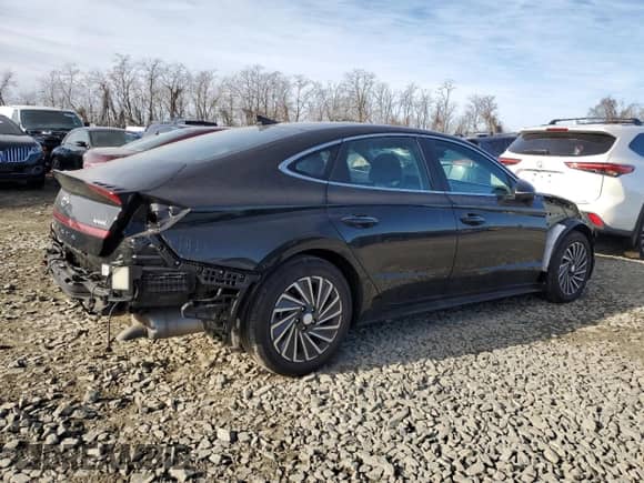 ✅ 2023 Hyundai Sonata Limited • VIN: KMHL54JJ4PA058531 • Lot: 41225644. Listed on Copart with 23,028 mi. Free auction sales archive from the USA and detailed vehicle history report at DreamBid. Image 3.