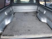 ✅ 2002 Ford Ranger XL • VIN: 1FTYR10U22PA25090 • Lot: 42680317. Wystawiony na IAAI z przebiegiem 174 906 mil. Bezpłatny archiwum sprzedaży aukcyjnych z USA i szczegółowy raport historii pojazdu na DreamBid. Zdjęcie 8.