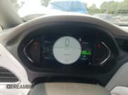 ✅ 2017 Chevrolet Bolt EV Premier • VIN: 1G1FX6S00H4174251 • Lot: 61472154. Wystawiony na Copart z przebiegiem 68 437 mil. Bezpłatny archiwum sprzedaży aukcyjnych z USA i szczegółowy raport historii pojazdu na DreamBid. Zdjęcie 9.