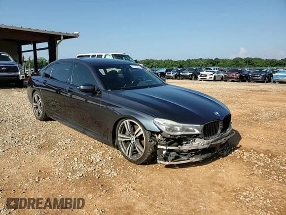 ✅ 2016 BMW 7 Series 750i • VIN: WBA7F0C57GGM20857 • Lot: 61143845. Listed on Copart with 141,313 mi. Free auction sales archive from the USA and detailed vehicle history report at DreamBid. Image 13.