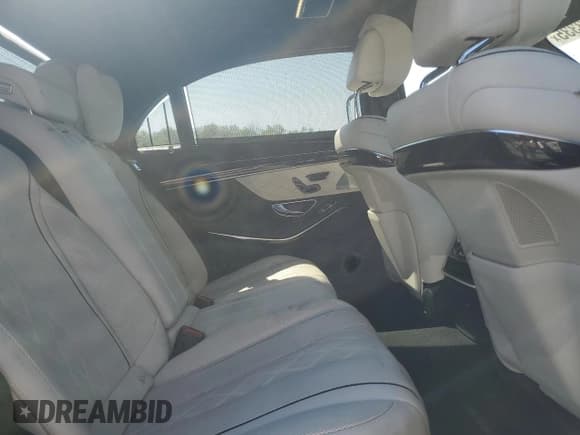 ✅ 2019 Mercedes-Benz S 560 • VIN: WDDUG8GB2KA450478 • Lot: 70923335. Listed on Copart with 79,644 mi. Free auction sales archive from the USA and detailed vehicle history report at DreamBid. Image 10.
