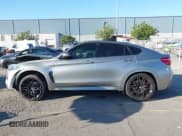 ✅ 2016 BMW X6 M • VIN: 5YMKW8C55G0R43497 • Lot: 43383441. Wystawiony na IAAI z przebiegiem 75 422 mil. Bezpłatny archiwum sprzedaży aukcyjnych z USA i szczegółowy raport historii pojazdu na DreamBid. Zdjęcie 14.