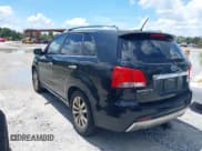 ✅ 2011 Kia Sorento SX • VIN: 5XYKWDA28BG135450 • Lot: 42522730. Listed on IAAI with 255,097 mi. Free auction sales archive from the USA and detailed vehicle history report at DreamBid. Image 3.