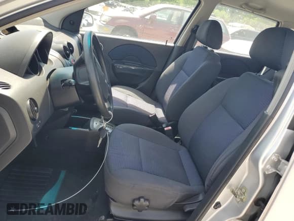 ✅ 2007 Chevrolet Aveo LS • VIN: KL1TD66617B758922 • Lot: 52804665. Wystawiony na Copart z przebiegiem 91 639 mil. Bezpłatny archiwum sprzedaży aukcyjnych z USA i szczegółowy raport historii pojazdu na DreamBid. Zdjęcie 7.