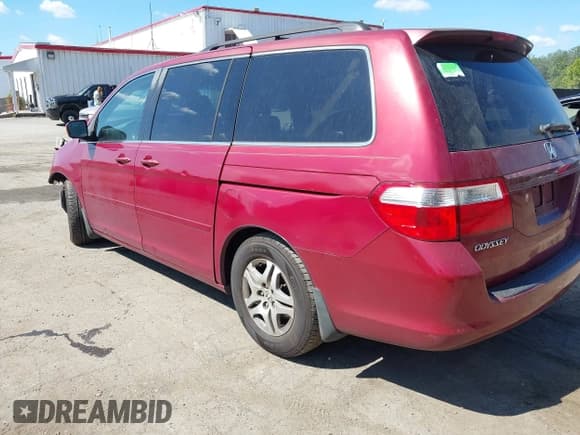 ✅ 2006 Honda Odyssey EX • VIN: 5FNRL38406B401260 • Lot: 43075833. Listed on IAAI with 365,313 mi. Free auction sales archive from the USA and detailed vehicle history report at DreamBid. Image 3.