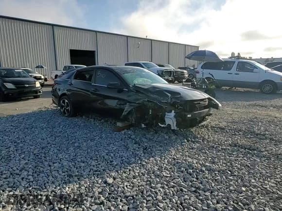 ✅ 2021 Hyundai Elantra SEL • VIN: 5NPLN4AG3MH030930 • Lot: 90500605. Listed on Copart with 66,003 mi. Free auction sales archive from the USA and detailed vehicle history report at DreamBid. Image 14.