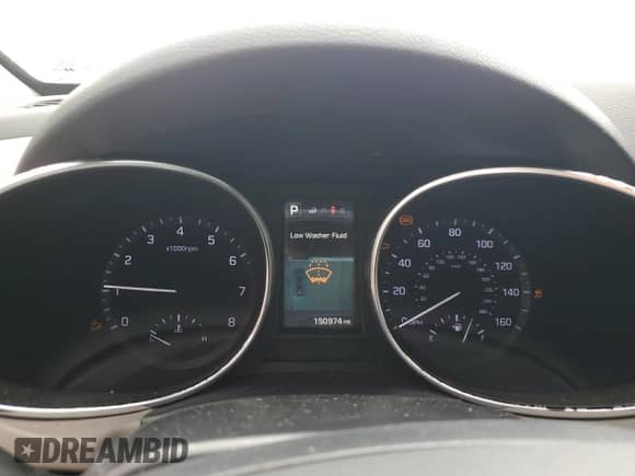 2017 Hyundai Santa Fe 2.0T с VIN 5XYZU4LA0HG493546, выставлен на аукционе Copart как лот 65222065 с пробегом 150 974 миль миль и Списание • Salvage title. История ставок и продаж доступна на DreamBid. Изображение 9.