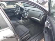 ✅ 2017 Nissan Altima S • VIN: 1N4AL3AP0HC147105 • Lot: 43075568. Wystawiony na IAAI z przebiegiem 74 286 mil. Bezpłatny archiwum sprzedaży aukcyjnych z USA i szczegółowy raport historii pojazdu na DreamBid. Zdjęcie 5.