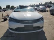 ✅ 2016 Chrysler 200 S • VIN: 1C3CCCBG2GN121128 • Lot: 71313135. Wystawiony na Copart z przebiegiem 86 292 mil. Bezpłatny archiwum sprzedaży aukcyjnych z USA i szczegółowy raport historii pojazdu na DreamBid. Zdjęcie 5.