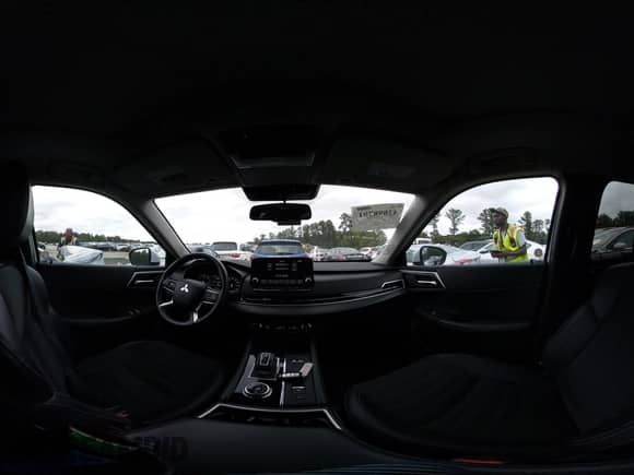 2023 Mitsubishi Outlander SE with VIN JA4T5UA98PZ062717, listed as a IAAI auction lot 42898791 with 42,864 mi miles and . Bid and sale history available at DreamBid. Image 18.