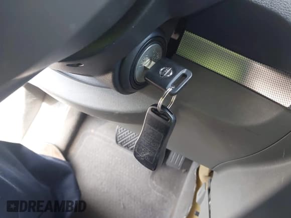 ✅ 2009 Nissan Sentra S FE+ • VIN: 3N1AB61E29L615728 • Lot: 42534995. Wystawiony na IAAI z przebiegiem 64 008 mil. Bezpłatny archiwum sprzedaży aukcyjnych z USA i szczegółowy raport historii pojazdu na DreamBid. Zdjęcie 11.