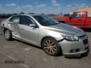 2016 Chevrolet Malibu LTZ z VIN 1G11E5SA3GF108766, wystawiony jako Copart lot #80167735 z przebiegiem 170 493 mil mil oraz Szkoda całkowita • Salvage title. Historia ofert i sprzedaży dostępna na DreamBid. Obrazek 4.