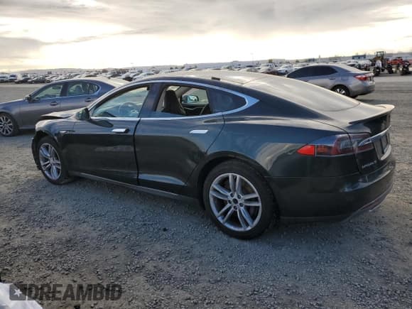 ✅ 2013 Tesla Model S Performance • VIN: 5YJSA1DP8DFP04280 • Lot: 93947545. Wystawiony na Copart z przebiegiem Nie podano. Bezpłatny archiwum sprzedaży aukcyjnych z USA i szczegółowy raport historii pojazdu na DreamBid. Zdjęcie 2.