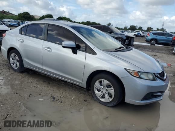 ✅ 2014 Honda Civic LX • VIN: 19XFB2F52EE016637 • Lot: 84921835. Wystawiony na Copart z przebiegiem 79 849 mil. Bezpłatny archiwum sprzedaży aukcyjnych z USA i szczegółowy raport historii pojazdu na DreamBid. Zdjęcie 4.