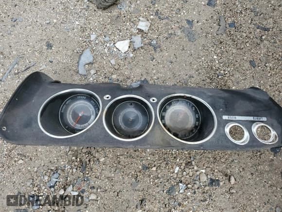 ✅ 1967 Chevrolet Corvair • VIN: 105377W104259 • Лот: 70085654. Опубликован ранее на Copart с пробегом Не указан. Бесплатный доступ к архиву аукционных продаж из США и подробный отчёт об истории автомобиля на DreamBid. Изображение 9.