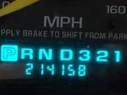 ✅ 2000 Chevrolet Suburban LS • VIN: 3GNFK16T8YG143773 • Лот: 41476329. Опубликован ранее на IAAI с пробегом 214 158 миль. Бесплатный доступ к архиву аукционных продаж из США и подробный отчёт об истории автомобиля на DreamBid. Изображение 7.