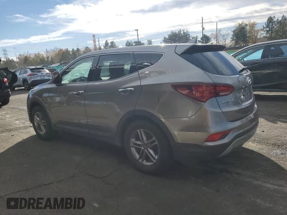 ✅ 2017 Hyundai Santa Fe 2.4L • VIN: 5NMZTDLB8HH012976 • Лот: 85428955. Опубликован ранее на Copart с пробегом 127 596 миль. Бесплатный доступ к архиву аукционных продаж из США и подробный отчёт об истории автомобиля на DreamBid. Изображение 2.