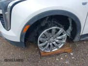 ✅ 2020 Cadillac XT4 FWD Premium Luxury • VIN: 1GYFZCR4XLF041500 • Lot: 42449396. Listed on IAAI with 87,147 mi. Free auction sales archive from the USA and detailed vehicle history report at DreamBid. Image 18.