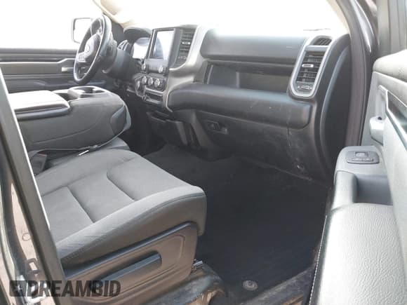 ✅ 2019 Ram 1500 Big Horn • VIN: 1C6RRFBG5KN767639 • Lot: 41738610. Listed on IAAI with 116,600 mi. Free auction sales archive from the USA and detailed vehicle history report at DreamBid. Image 5.