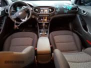 ✅ 2019 Hyundai Ioniq SEL • VIN: KMHC75LC4KU112917 • Lot: 84486654. Wystawiony na Copart z przebiegiem 115 160 mil. Bezpłatny archiwum sprzedaży aukcyjnych z USA i szczegółowy raport historii pojazdu na DreamBid. Zdjęcie 8.