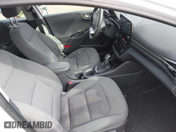 ✅ 2020 Hyundai Ioniq Preferred • VIN: KMHC85LC8LU234193 • Lot: 42011284. Wystawiony na IAAI z przebiegiem 44 168 mil. Bezpłatny archiwum sprzedaży aukcyjnych z USA i szczegółowy raport historii pojazdu na DreamBid. Zdjęcie 5.