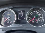 ✅ 2017 Volkswagen Golf S • VIN: 3VWH17AU2HM507014 • Lot: 43821524. Listed on IAAI with 226,832 mi. Free auction sales archive from the USA and detailed vehicle history report at DreamBid. Image 7.