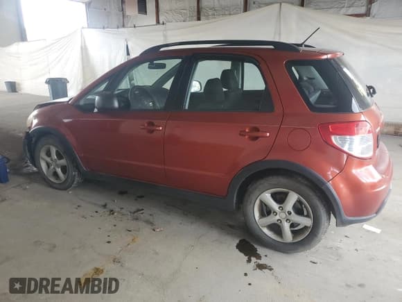 ✅ 2008 Suzuki SX4 • VIN: JS2YB413085111570 • Lot: 68120625. Wystawiony na Copart z przebiegiem 188 115 mil. Bezpłatny archiwum sprzedaży aukcyjnych z USA i szczegółowy raport historii pojazdu na DreamBid. Zdjęcie 2.