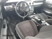 ✅ 2020 Ford Mustang GT • VIN: 1FA6P8CF7L5185410 • Lot: 90305915. Wystawiony na Copart z przebiegiem 61 714 mil. Bezpłatny archiwum sprzedaży aukcyjnych z USA i szczegółowy raport historii pojazdu na DreamBid. Zdjęcie 8.