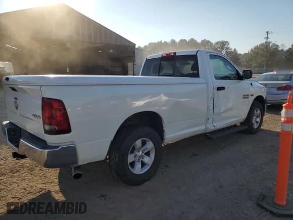 ✅ 2016 Ram 1500 Tradesman • VIN: 3C6JR7DT1GG169366 • Лот: 86313045. Опубликован ранее на Copart с пробегом 155 422 миль. Бесплатный доступ к архиву аукционных продаж из США и подробный отчёт об истории автомобиля на DreamBid. Изображение 3.