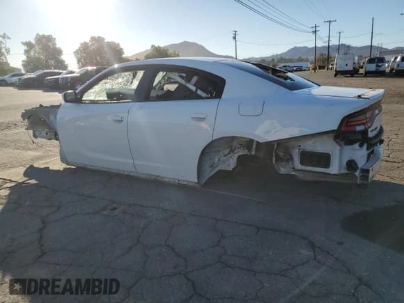 ✅ 2020 Dodge Charger Scat Pack • VIN: 2C3CDXGJ5LH241131 • Lot: 87058545. Wystawiony na Copart z przebiegiem Nie podano. Bezpłatny archiwum sprzedaży aukcyjnych z USA i szczegółowy raport historii pojazdu na DreamBid. Zdjęcie 2.