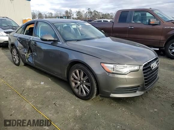 ✅ 2015 Audi A6 Premium • VIN: WAUFFAFC3FN013656 • Lot: 85963424. Wystawiony na Copart z przebiegiem 102 568 mil. Bezpłatny archiwum sprzedaży aukcyjnych z USA i szczegółowy raport historii pojazdu na DreamBid. Zdjęcie 11.