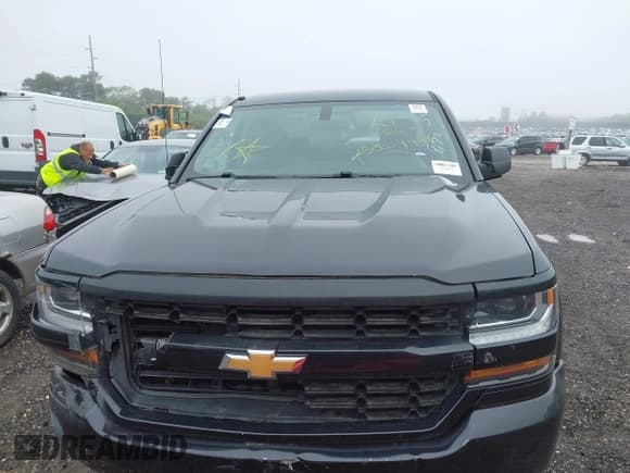 ✅ 2018 Chevrolet Silverado 1500 Custom • VIN: 1GCRCPEH9JZ346583 • Лот: 42165115. Опубликован ранее на IAAI с пробегом Не указан. Бесплатный доступ к архиву аукционных продаж из США и подробный отчёт об истории автомобиля на DreamBid. Изображение 11.