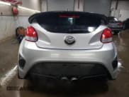 ✅ 2016 Hyundai Veloster Turbo R-Spec • VIN: KMHTC6AE8GU266107 • Lot: 85301674. Wystawiony na Copart z przebiegiem 93 896 mil. Bezpłatny archiwum sprzedaży aukcyjnych z USA i szczegółowy raport historii pojazdu na DreamBid. Zdjęcie 6.