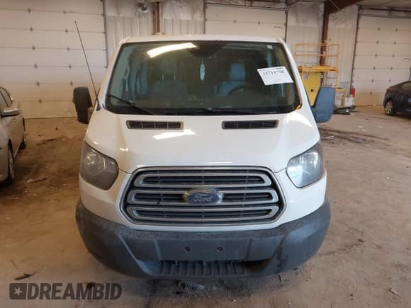 ✅ 2017 Ford Transit • VIN: 1FTYR2ZM3HKB56625 • Лот: 43711786. Опубликован ранее на IAAI с пробегом 295 131 миль. Бесплатный доступ к архиву аукционных продаж из США и подробный отчёт об истории автомобиля на DreamBid. Изображение 13.